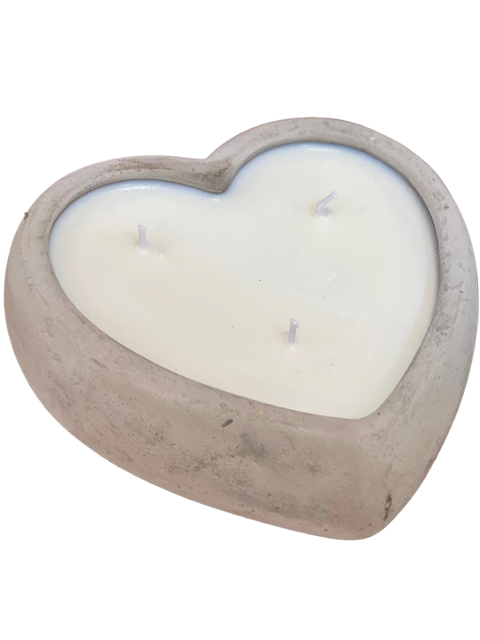 LARGE HEART SHAPED CANDLE